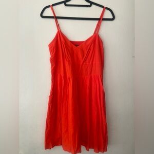 Womens express dress with pockets